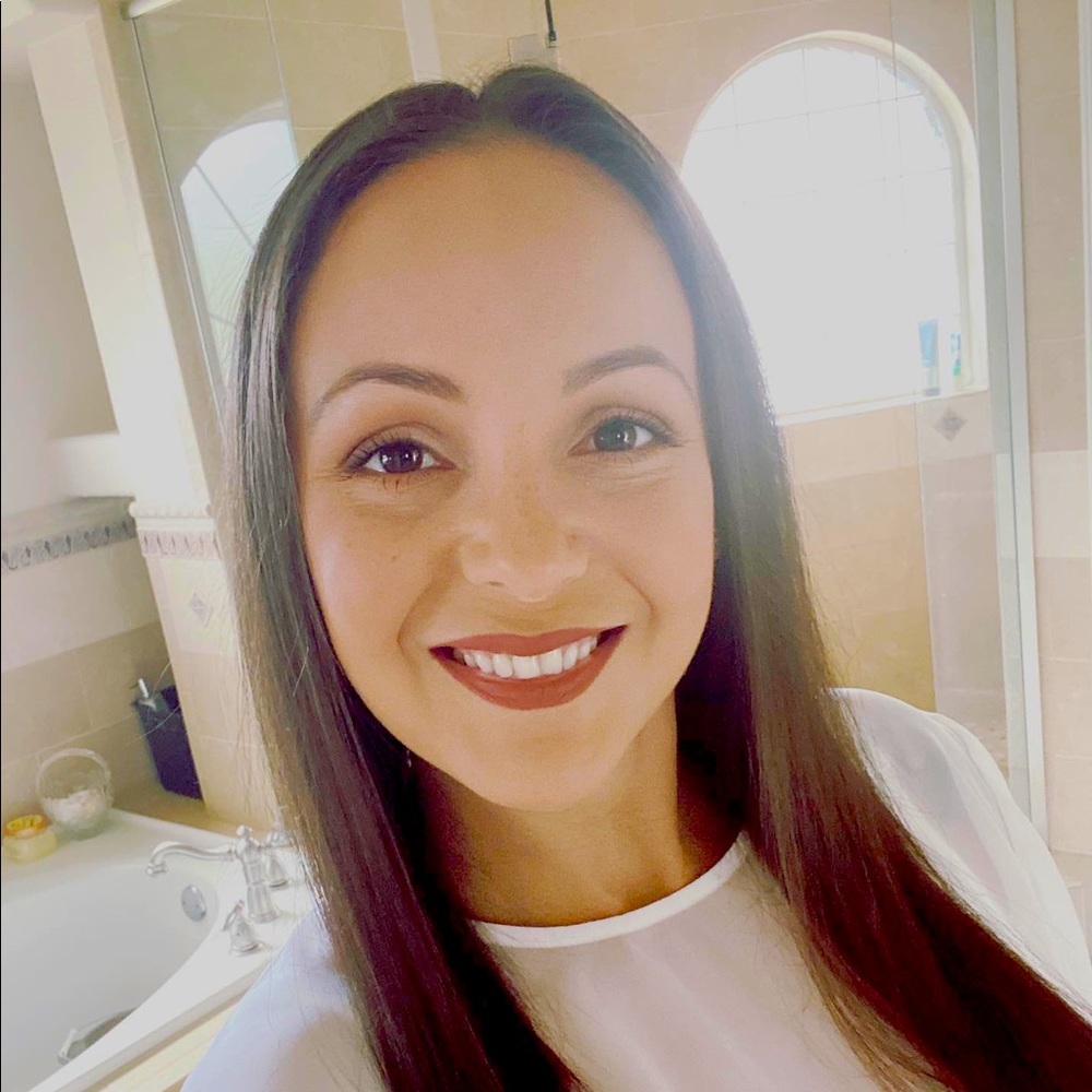 Meet your Posher, Sandra